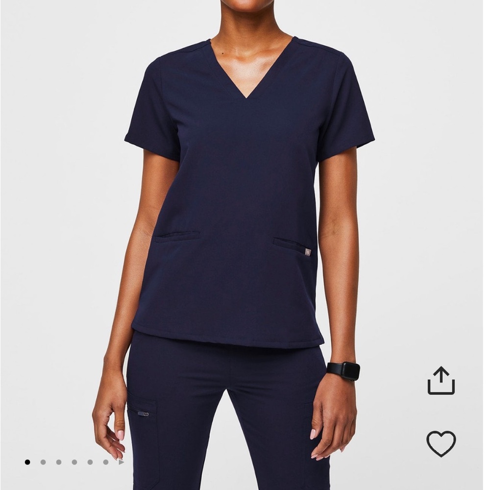 Casma three pocket scrub top navy blue